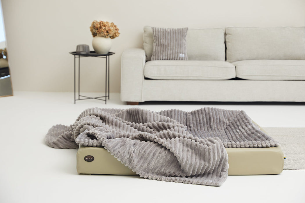 Kuscheldecke VÄRME Breitcord