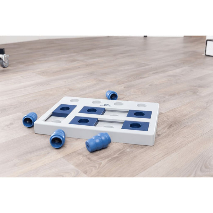 Dog Activity Strategie-Spiel Chess