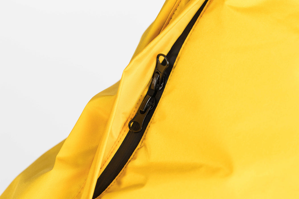 Hunderegenjacke mit Rückenöffnung "Sunshine Yellow"