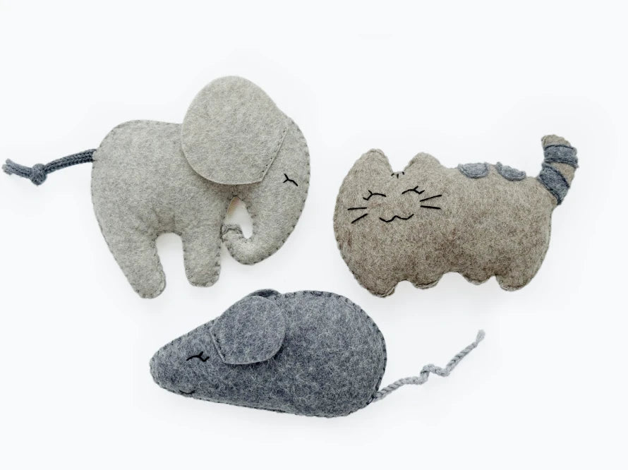 MAUS SHANTI Katzenspielzeug mit Katzenminze aus Wollfilz / Handgemachte