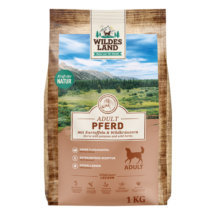 Wildes Land Pferd mit Kartoffeln